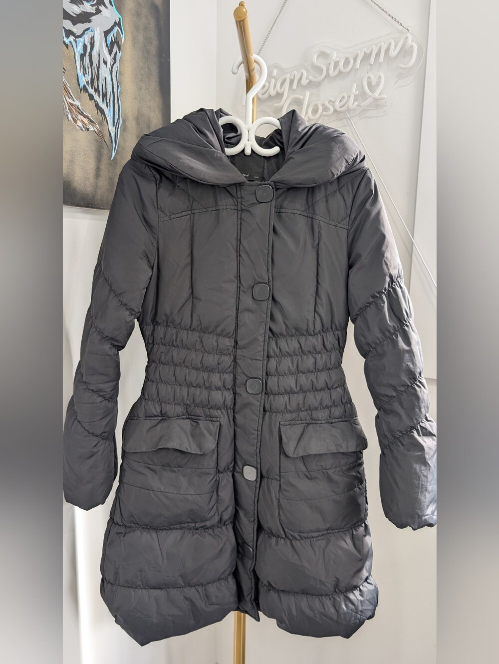 Vero Moda Black Mid-Length Puffer Coat with Oversized Shawl Hood & Smocked Waist